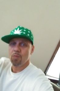 Meet your Posher, Derrick